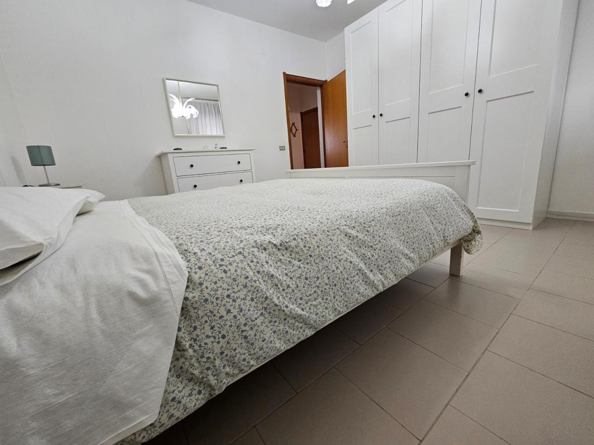 Interno 14 Panzió Taranto Kültér fotó