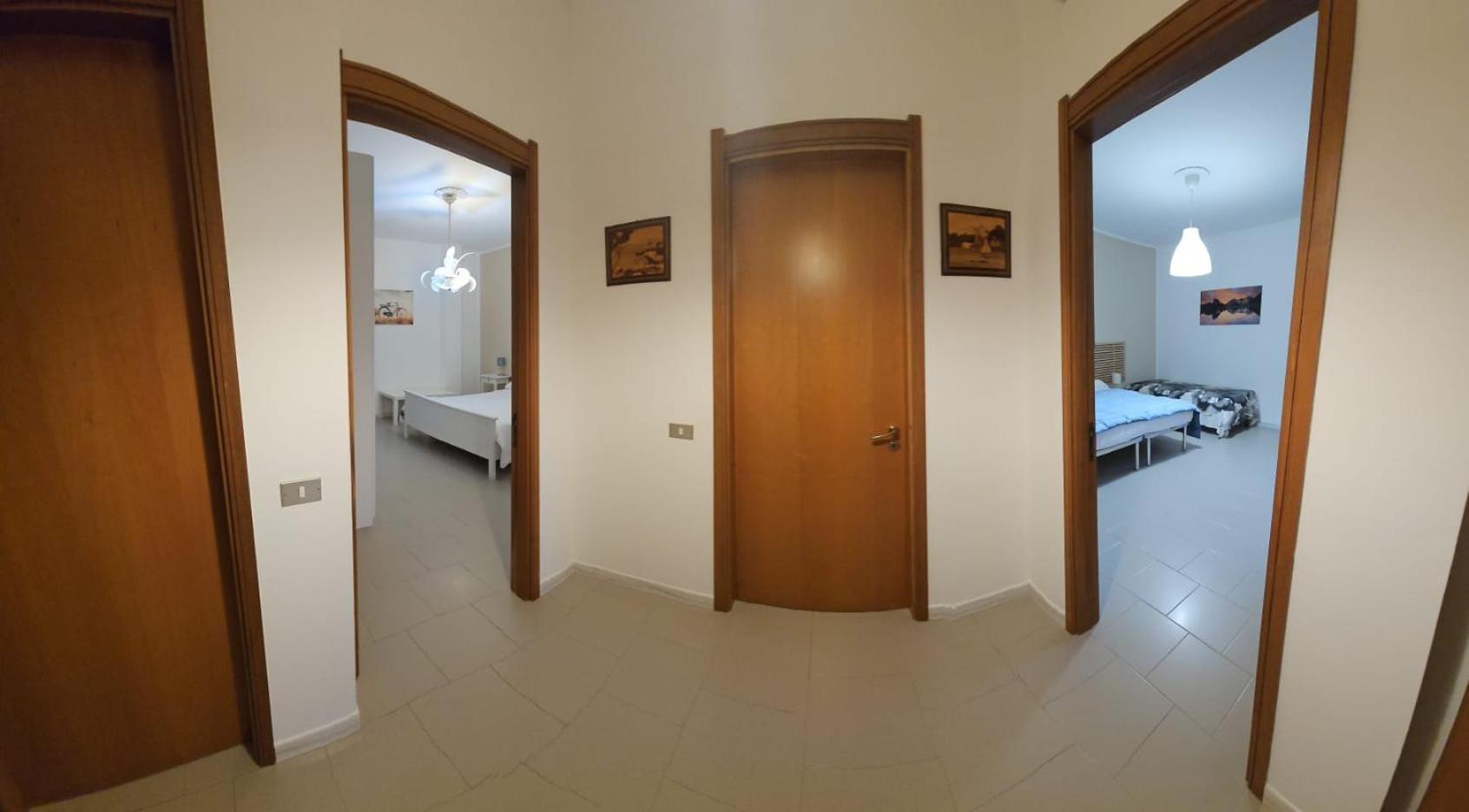 Interno 14 Panzió Taranto Kültér fotó